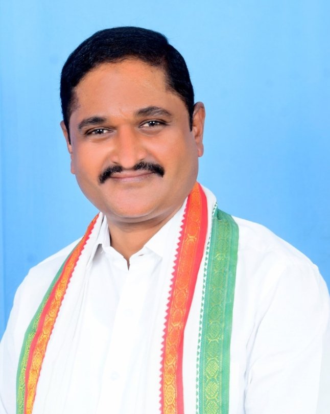 పార్టీ అభివృద్ధి కొరకు అంకితభావంతో పనిచేస్తా పదవుల కొరకు కాదు